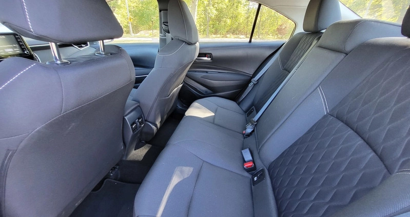 Toyota Corolla cena 98800 przebieg: 9589, rok produkcji 2022 z Jarocin małe 211